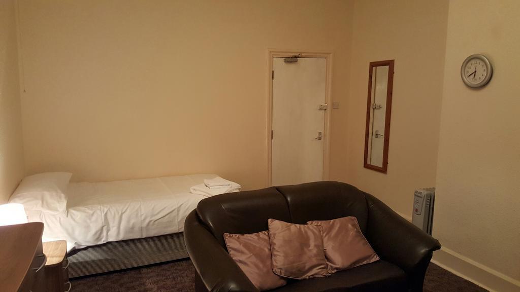Station Hotel Hucknall Esterno foto